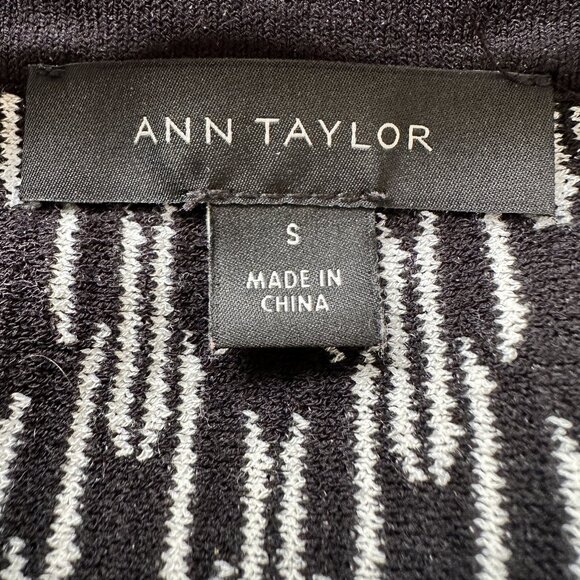 Ann Taylor Black and White Sweater Shell - Picture 4 of 5